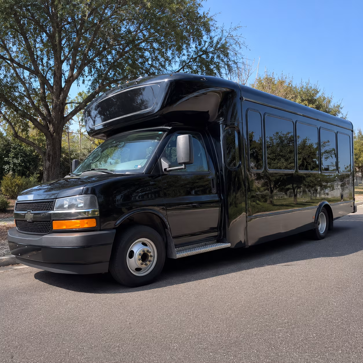 party buses for fort zumwalt proms across o fallon and st peters