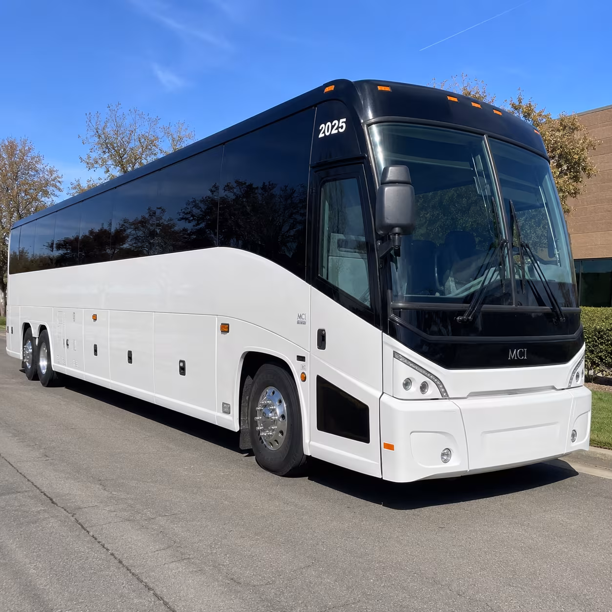 wedding guest buses to and from historic downtown st charles